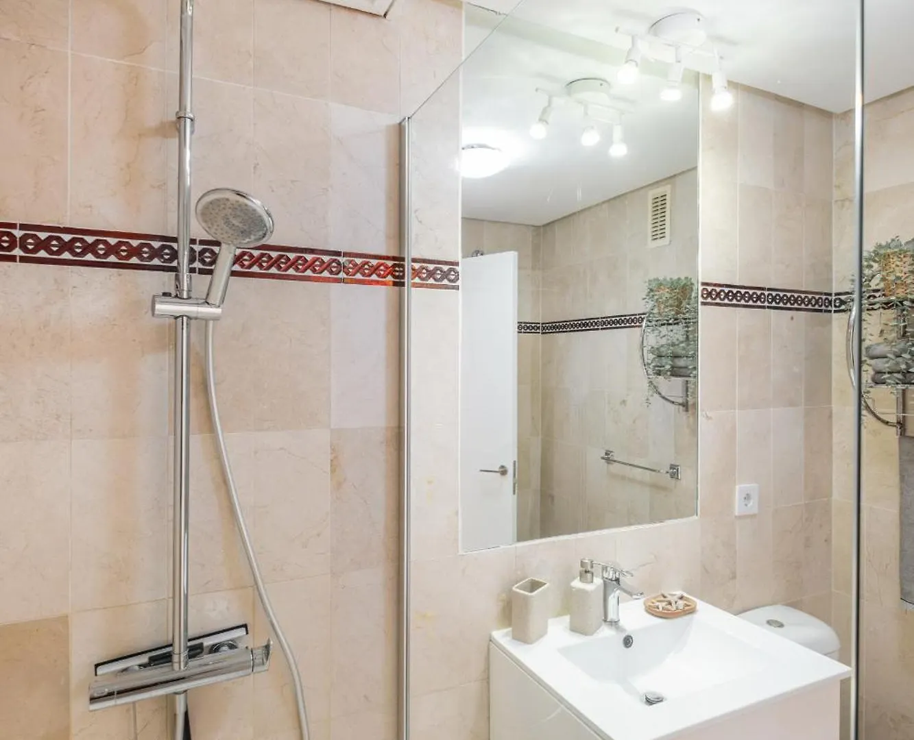 Costalita One Bedroom Apartment Estepona